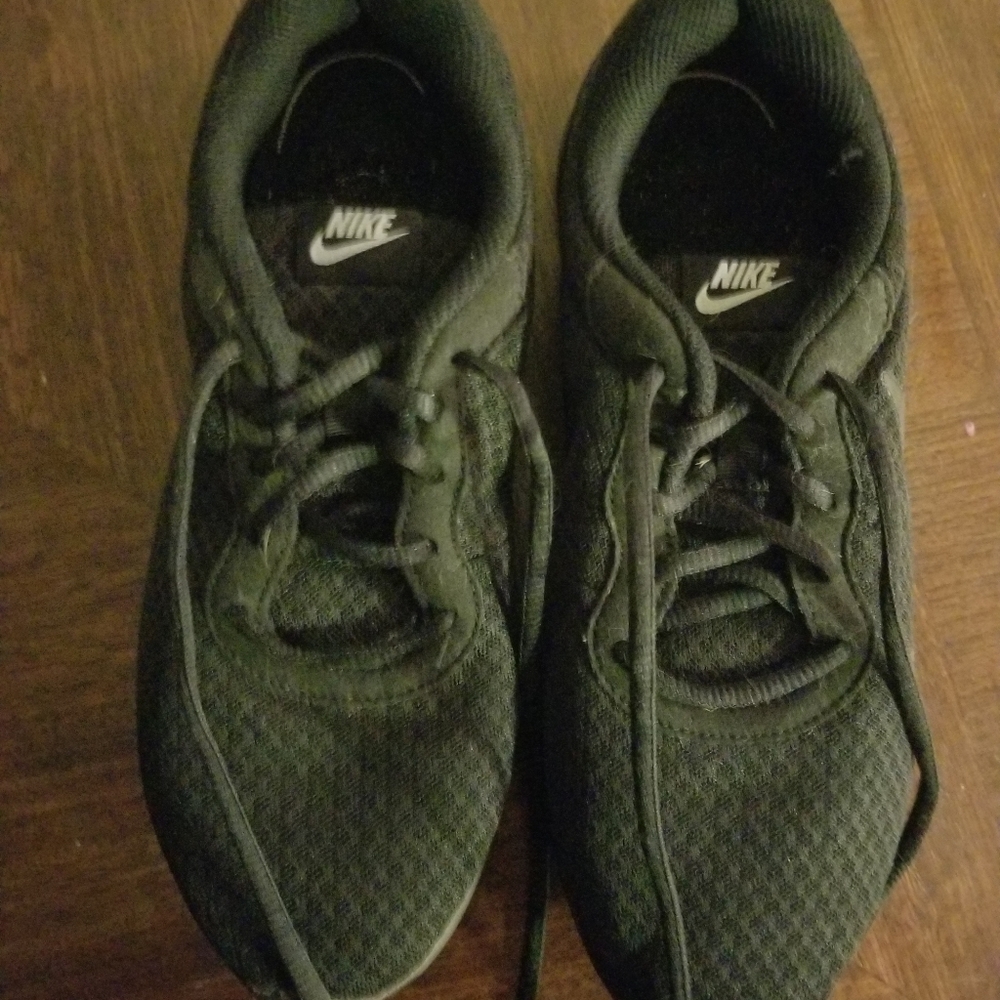 Nike Women Tanjun